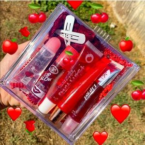 Red Lip Gloss Vault Bundle